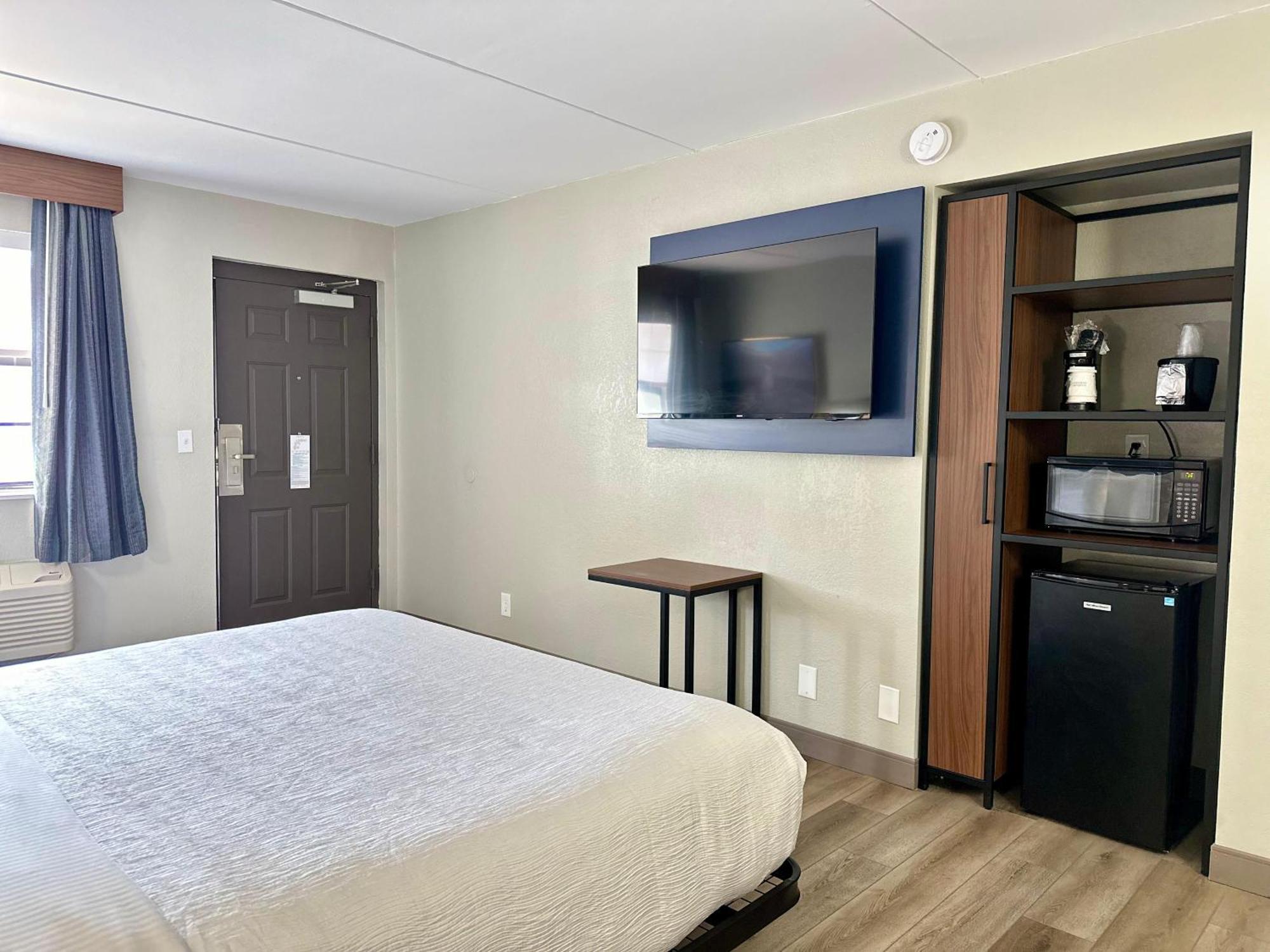 La Quinta Inn By Wyndham Huntsville Research Park Ngoại thất bức ảnh
