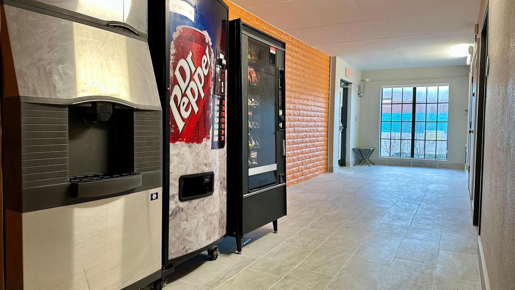 La Quinta Inn By Wyndham Huntsville Research Park Ngoại thất bức ảnh