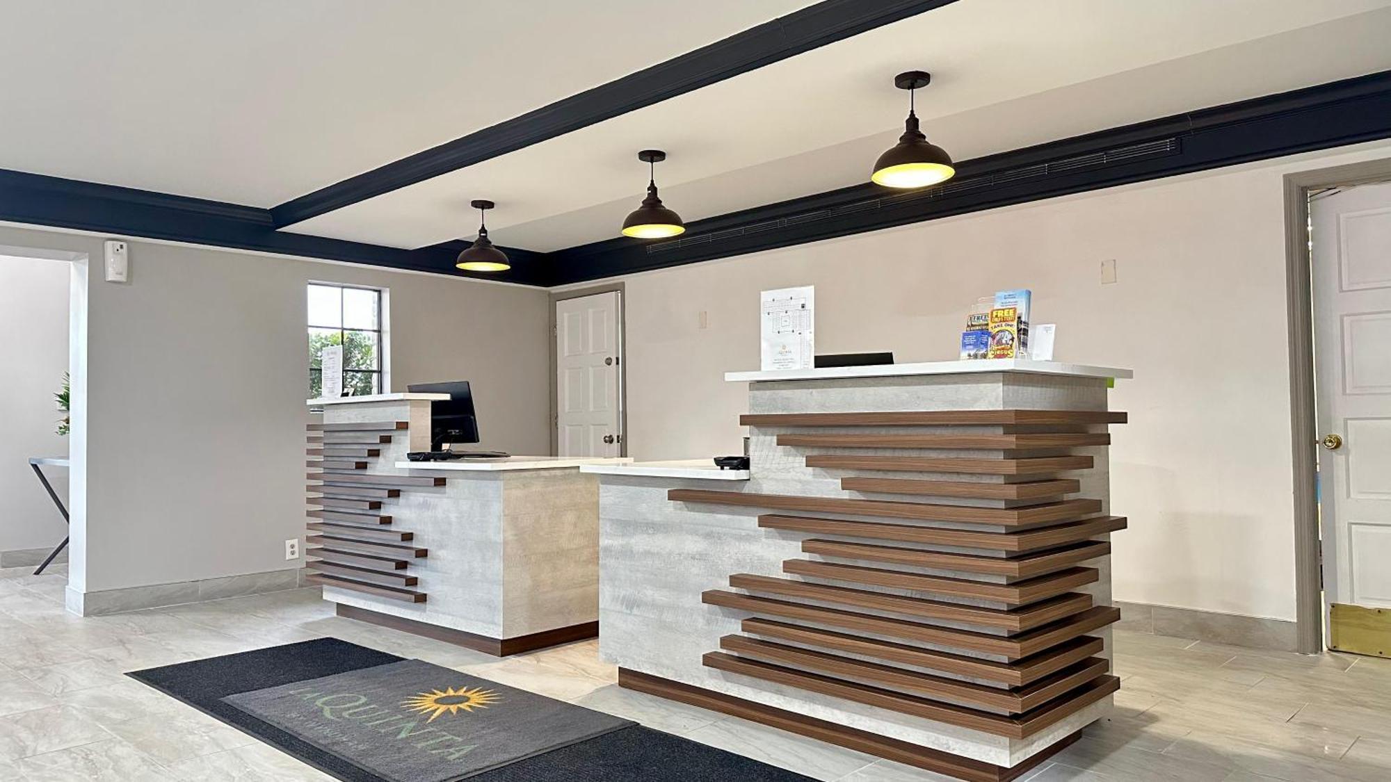 La Quinta Inn By Wyndham Huntsville Research Park Ngoại thất bức ảnh