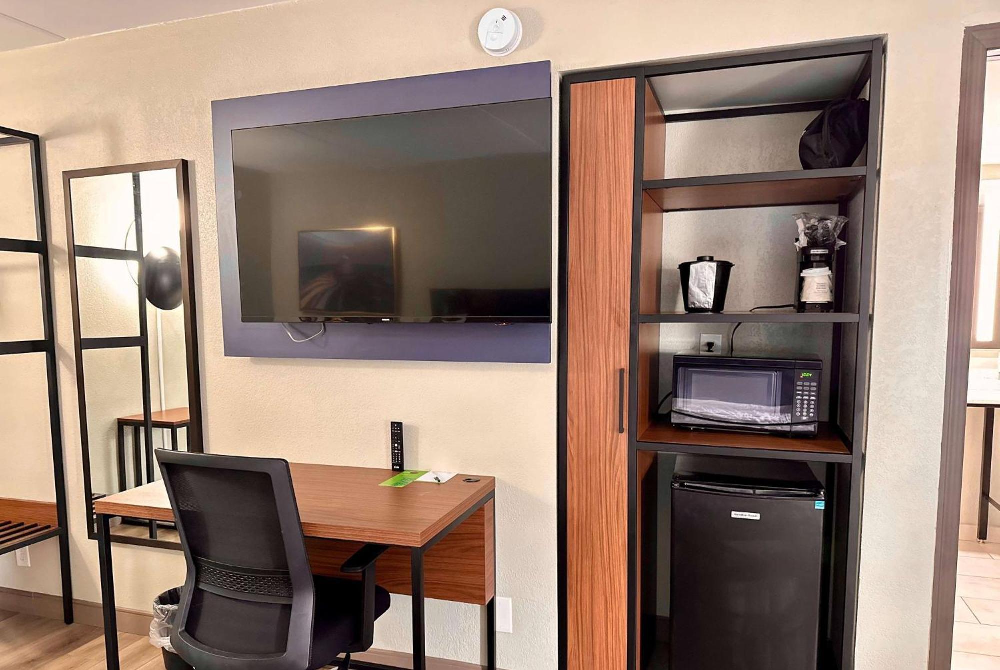 La Quinta Inn By Wyndham Huntsville Research Park Ngoại thất bức ảnh