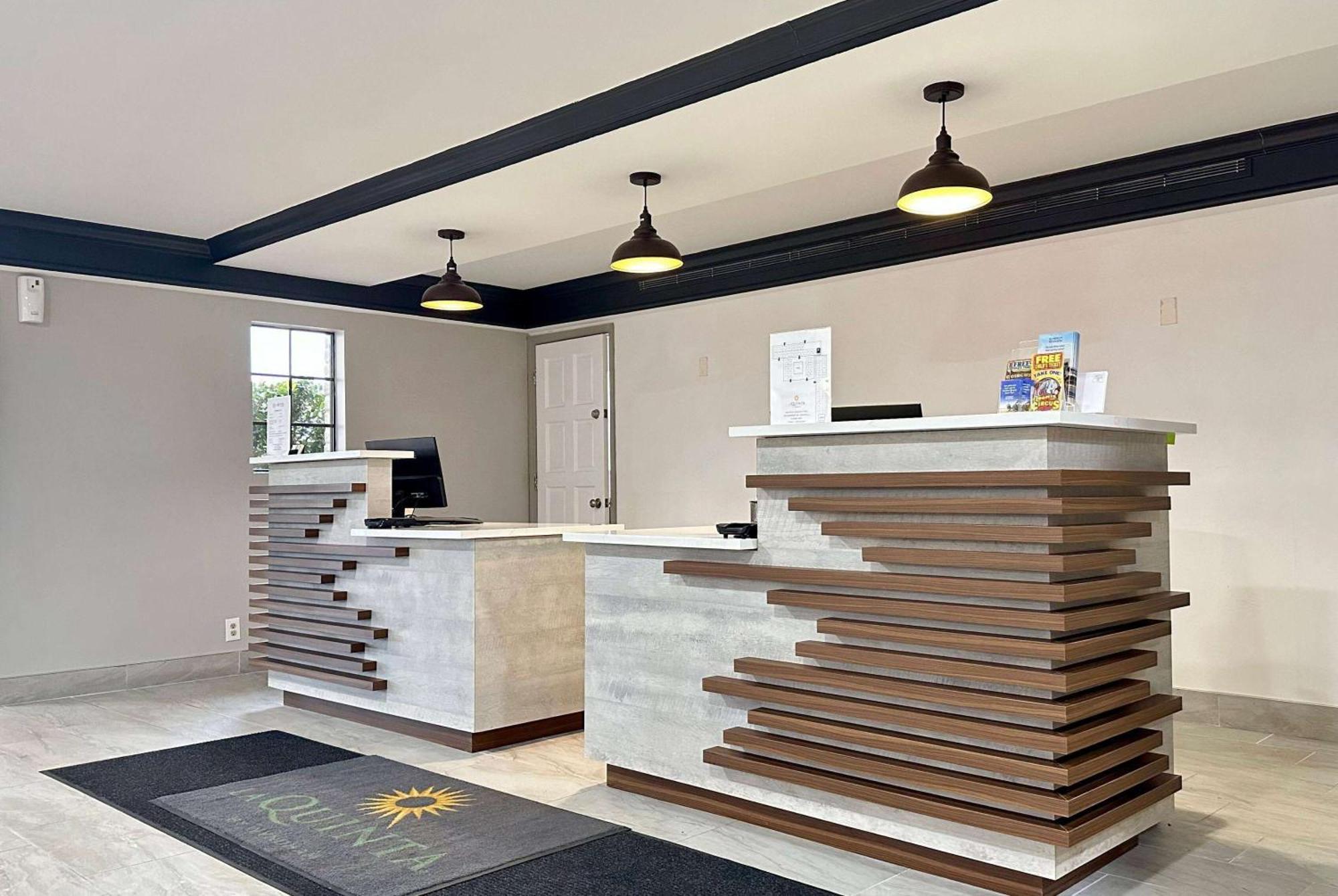 La Quinta Inn By Wyndham Huntsville Research Park Ngoại thất bức ảnh