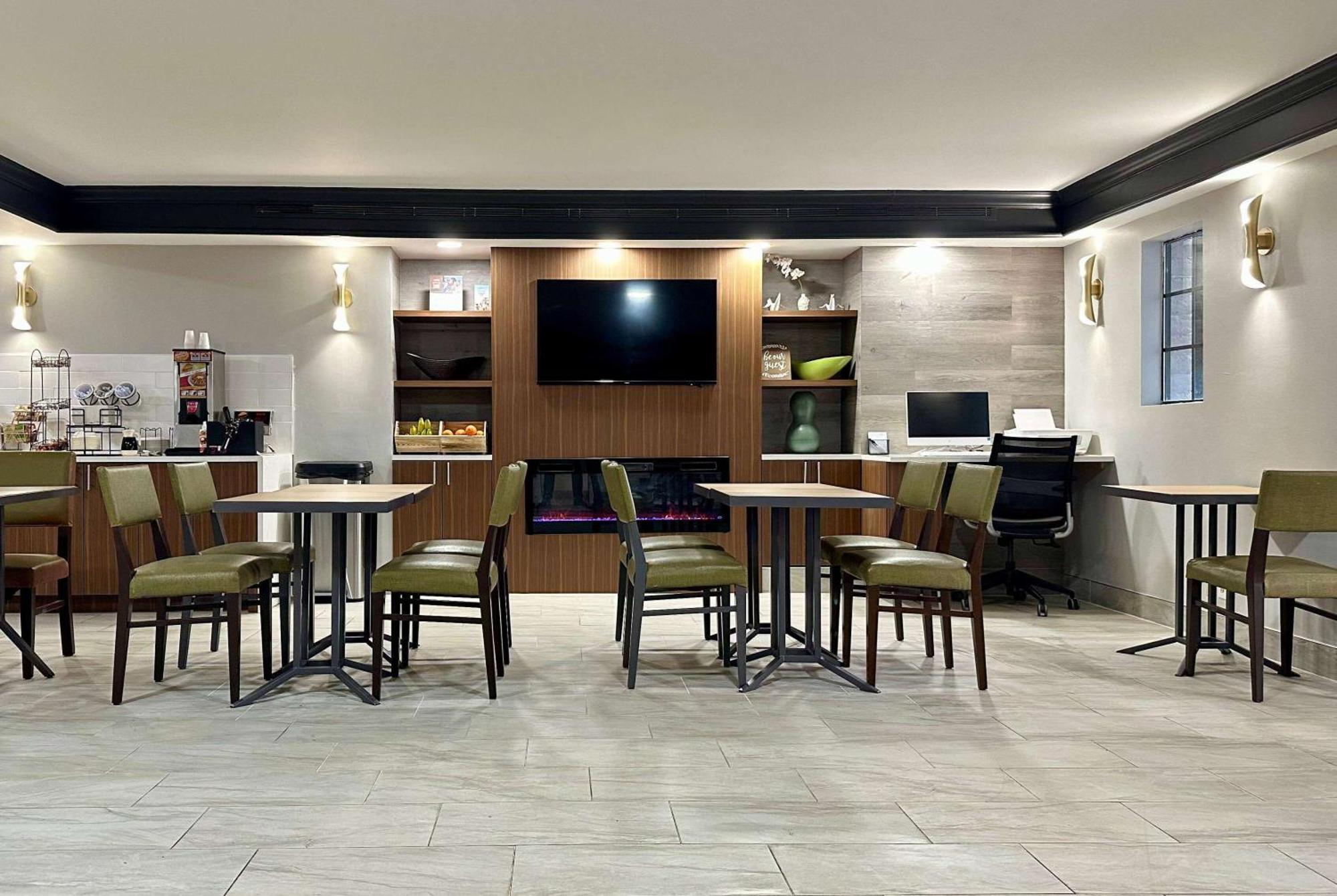 La Quinta Inn By Wyndham Huntsville Research Park Ngoại thất bức ảnh