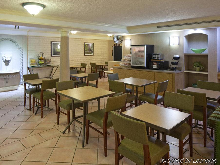 La Quinta Inn By Wyndham Huntsville Research Park Ngoại thất bức ảnh