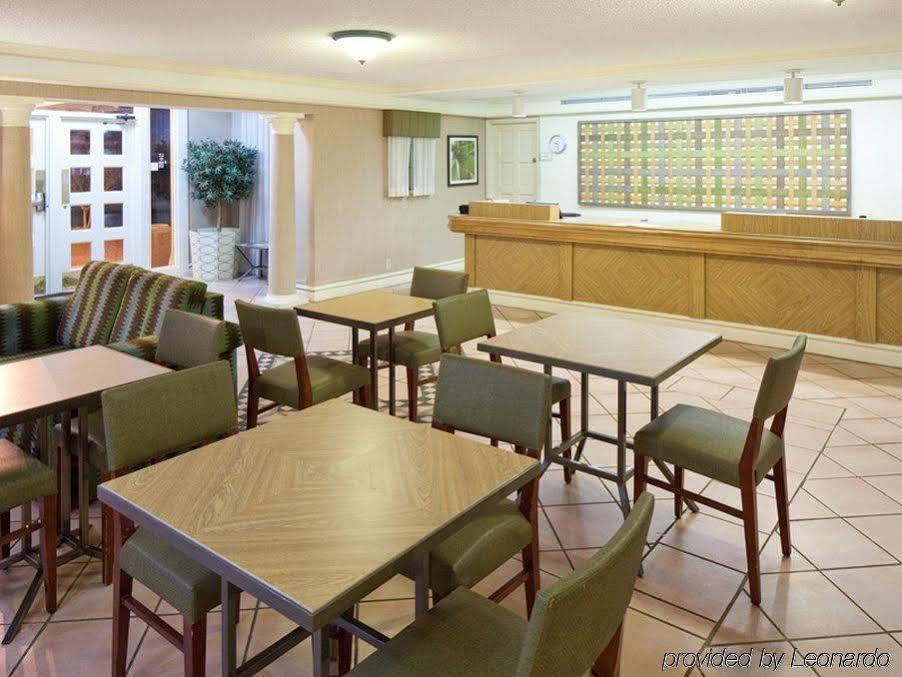 La Quinta Inn By Wyndham Huntsville Research Park Ngoại thất bức ảnh
